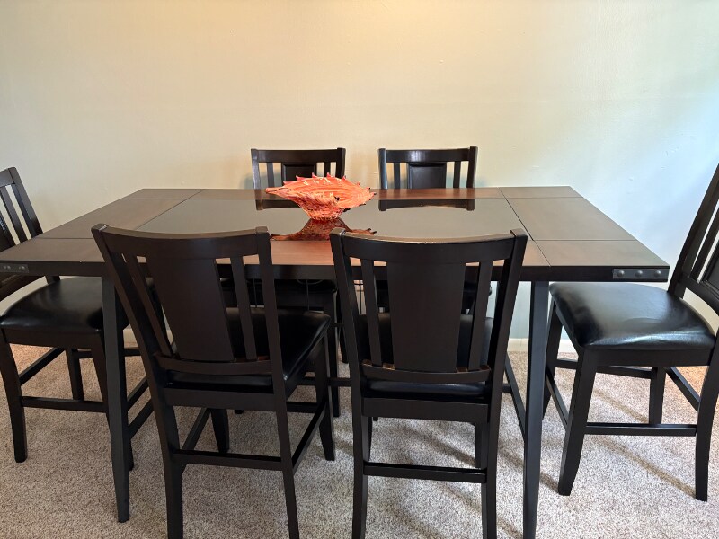 Building Photo - 408 Halia Crest