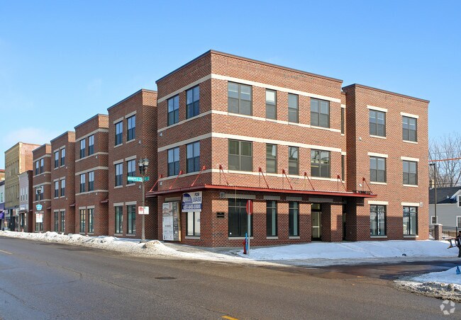 Building Photo - Winnipeg Apartments