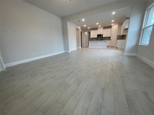 Building Photo - 301 Tartane Dr