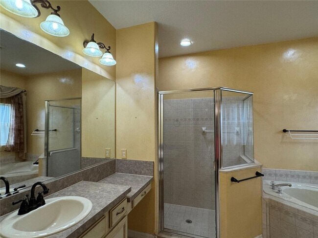 Building Photo - 7832 Kavanagh Ct