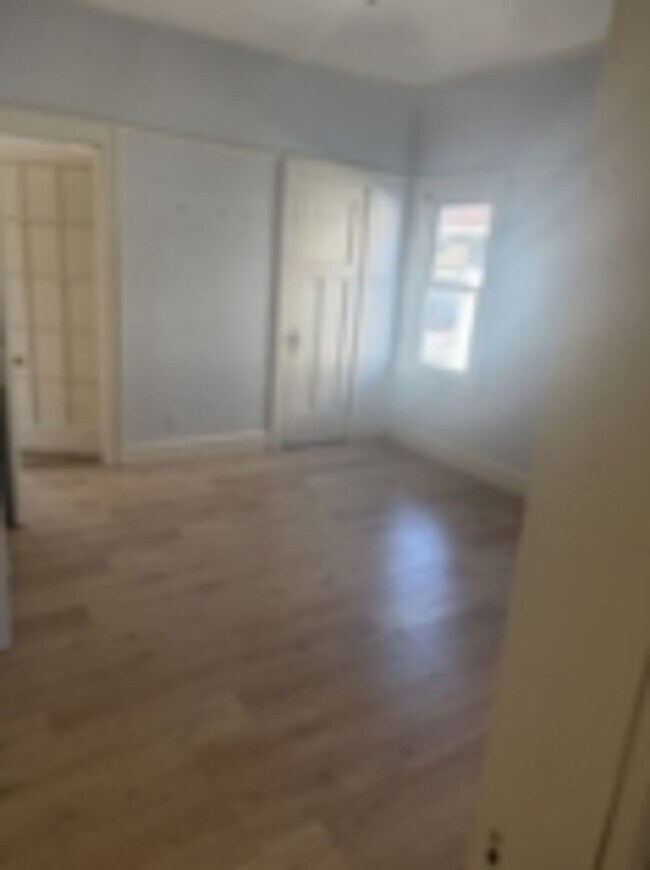 Building Photo - 2542 N 50th St