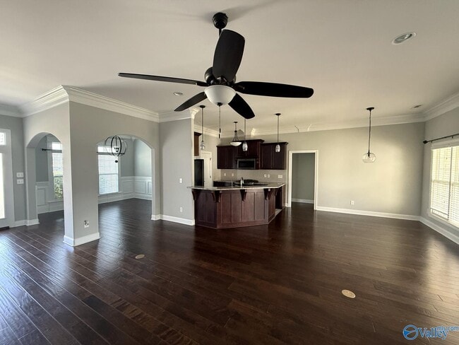 Building Photo - 219 Woodgrove Dr