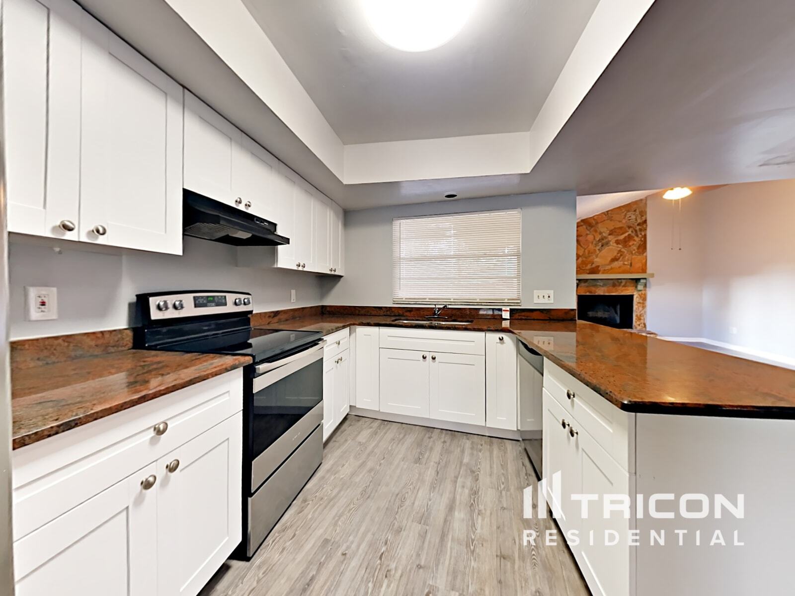 Building Photo - 603 Ephrata Dr