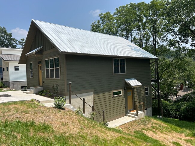 Building Photo - West AVL - 2023 Custom Built Duplex