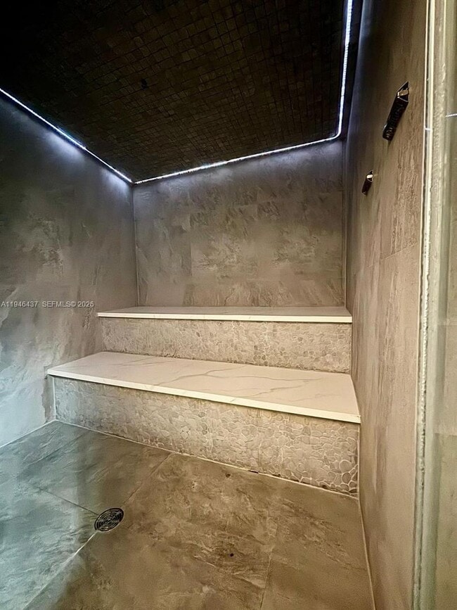 Building Photo - 3029 NE 188th St