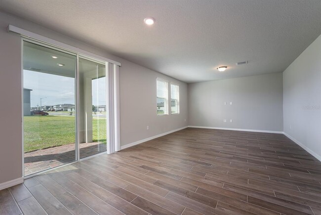 Building Photo - 5252 Sanders Oak Trl