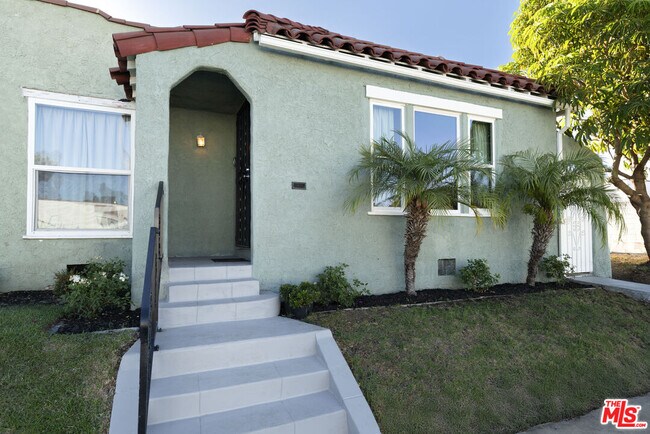 Building Photo - 7853 Brighton Ave