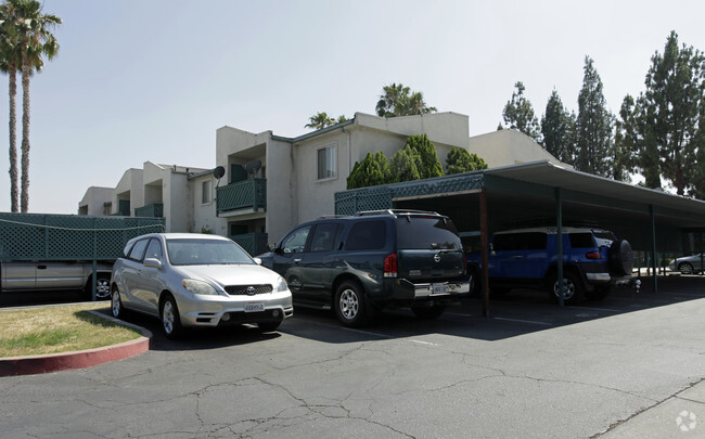 Building Photo - Sunpointe Village Apartments
