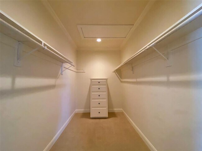 Building Photo - 13 Swiftwater Trail