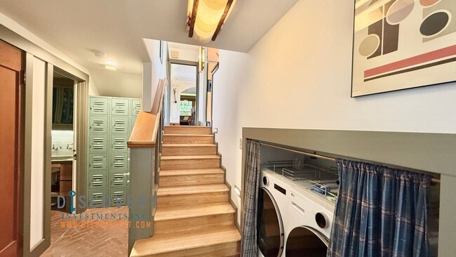Building Photo - Charming Custom Retreat in Prime Berkeley ...