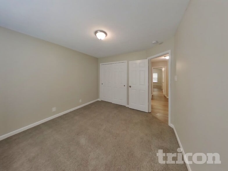 Building Photo - 8596 Captain Dr