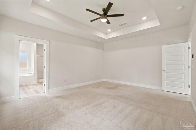 Building Photo - 232 Camellia Dr