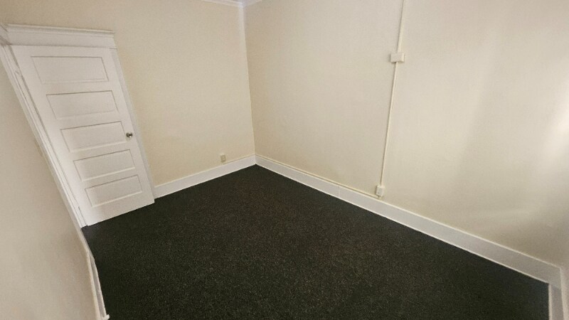 Building Photo - 728 S Carondelet St