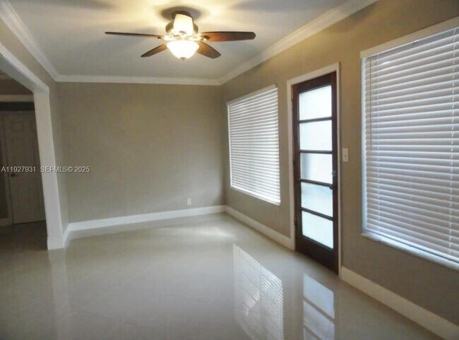 Building Photo - 2228 Polk St