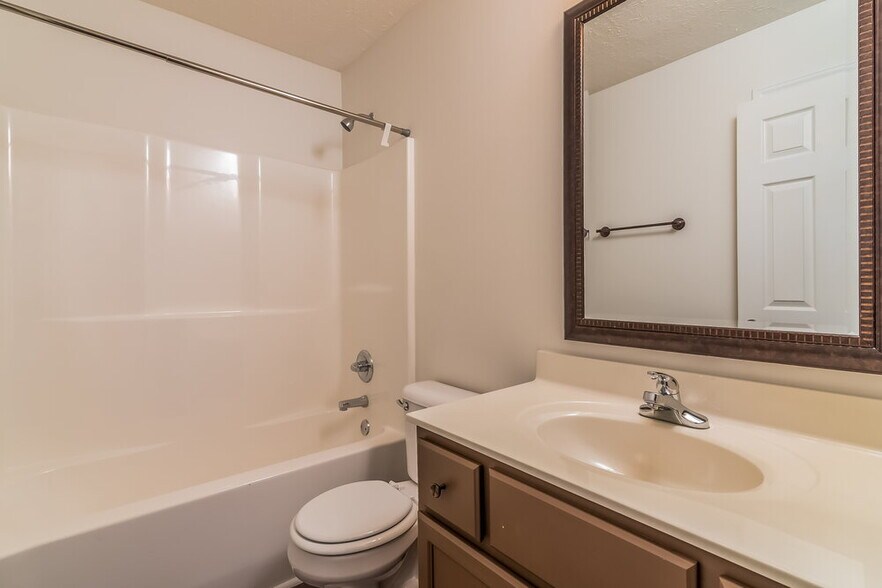 Building Photo - 1640 Antebellum Dr