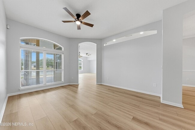 Building Photo - 13844 Fish Eagle Dr W