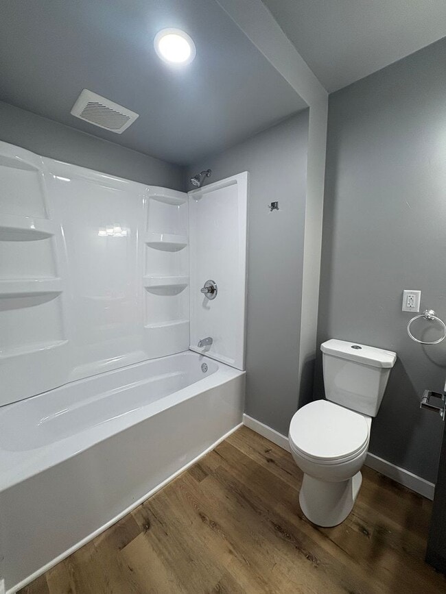 Building Photo - 315-317 Smith