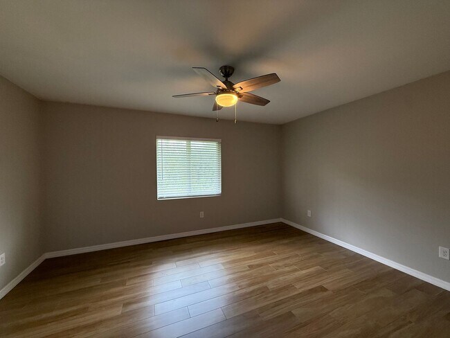 Building Photo - Duplex Unit For Rent In Port Charlotte