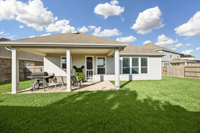 Building Photo - 22207 Davenport Downs Ln