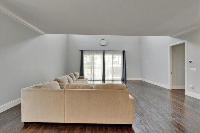 Building Photo - 6116 Lagomar Ln