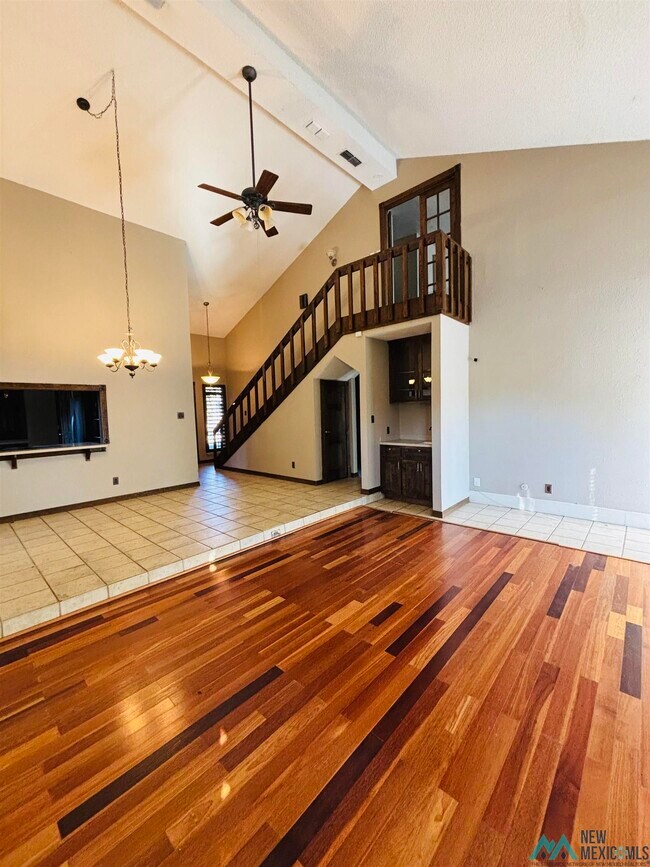 Building Photo - 1917 Colonial Pkwy