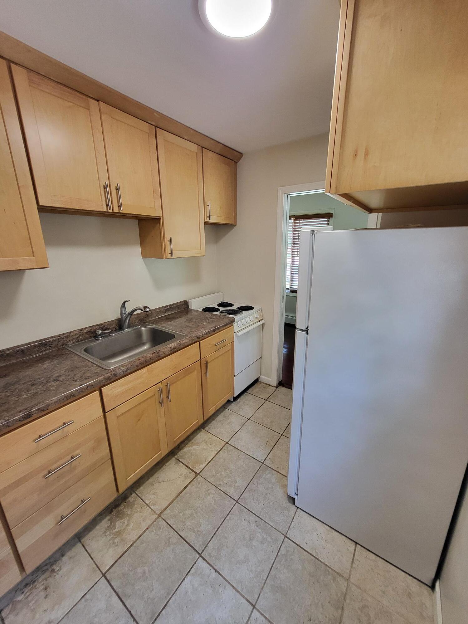 Building Photo - 1305 Jewel Ct