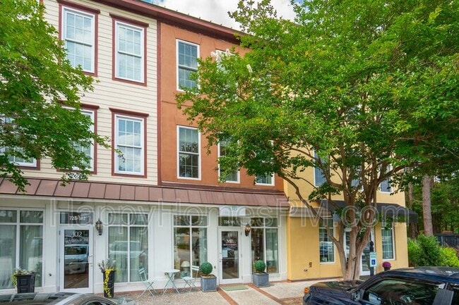 Building Photo - 728 S Shelmore Blvd