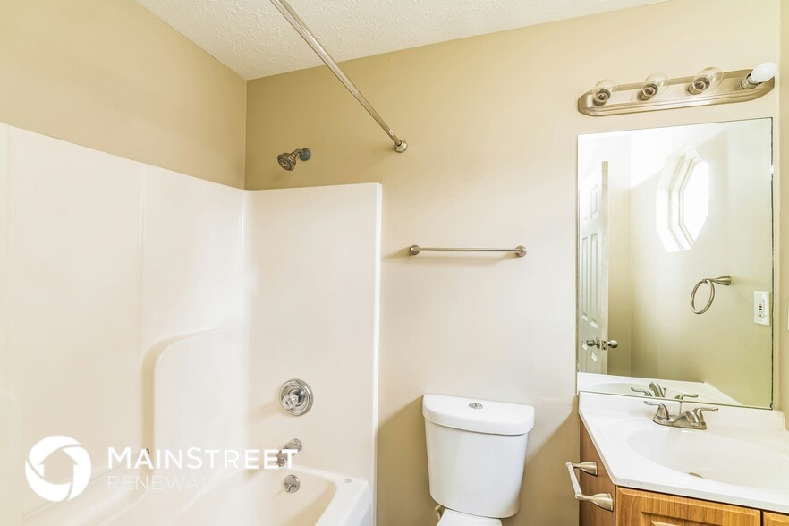 Building Photo - 327 Dogwood Trail