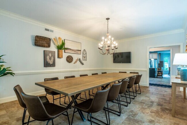 Building Photo - 3115 High Ridge Rd