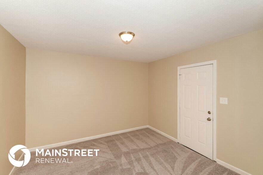 Building Photo - 101 22nd Ave NW