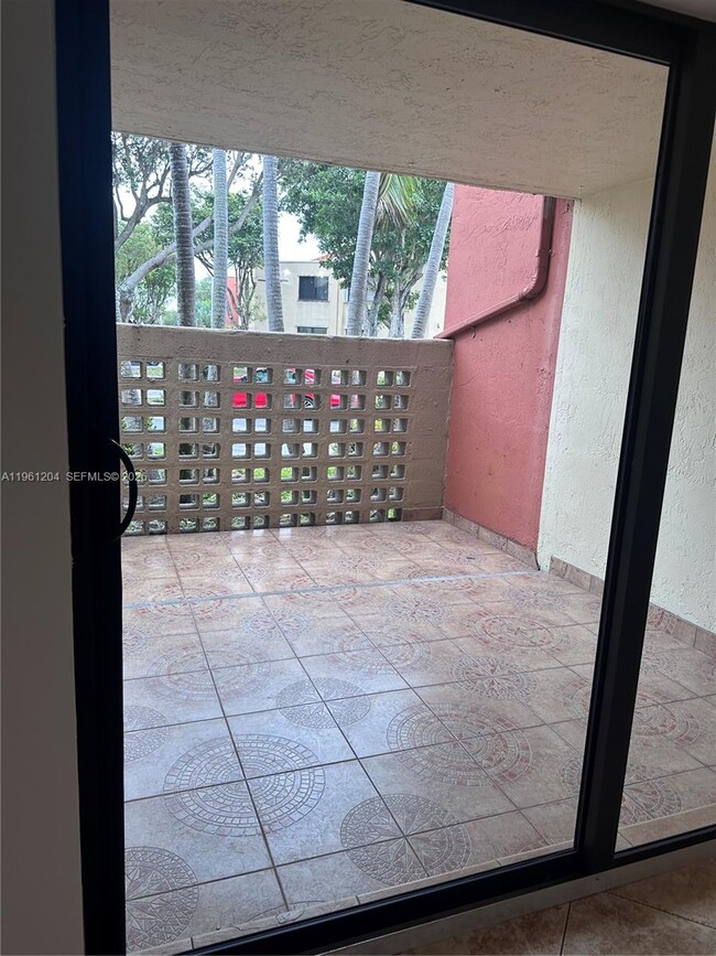 Building Photo - 10257 NW 9th St Cir