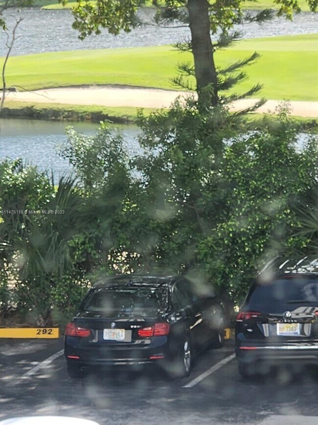 Building Photo - 20355 NE 34th Ct