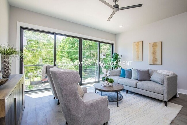 Building Photo - 116 E Mountain St