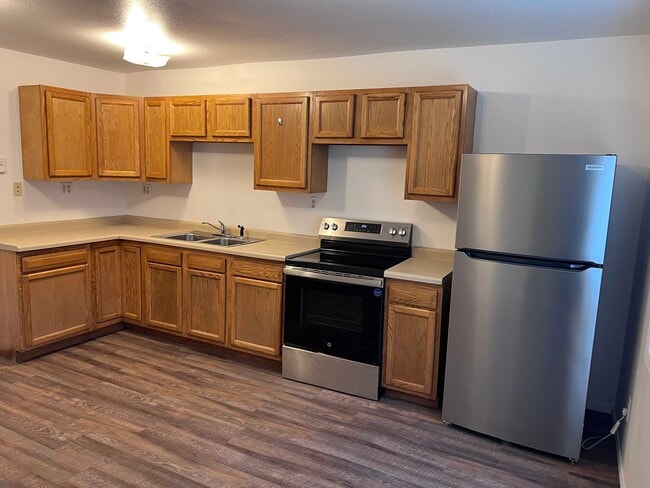 Primary Photo - 234 Elmwood Ave