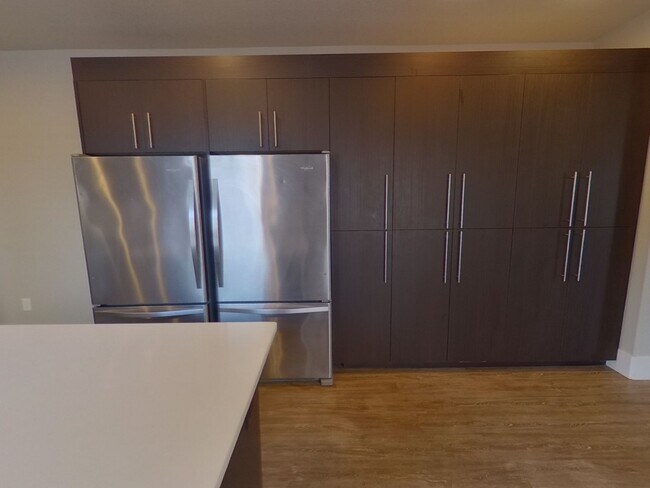 Building Photo - 325 NW 21st St