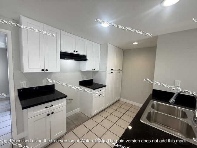 Building Photo - Nice Home For Rent