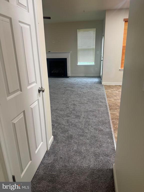 Building Photo - 3565 Eagle Ridge Dr