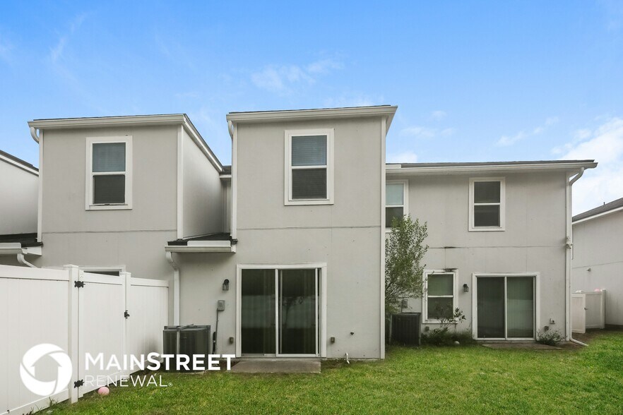 Building Photo - 530 Eiseman Wy