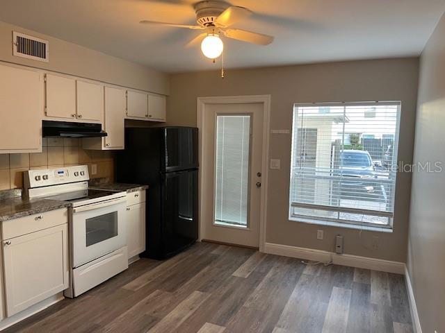 Building Photo - 4220 La Dega Ct