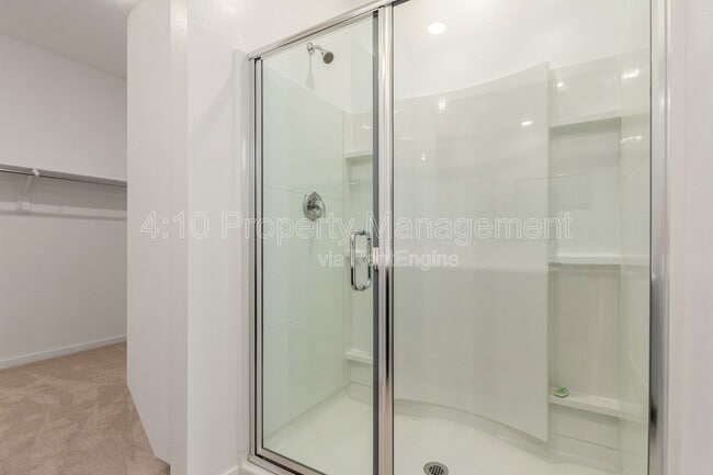 Building Photo - 35395 W Catalan St