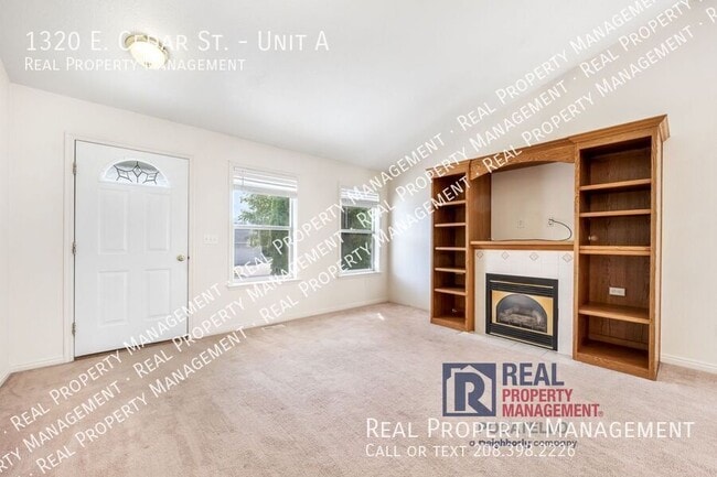 Building Photo - 1320 E Cedar St