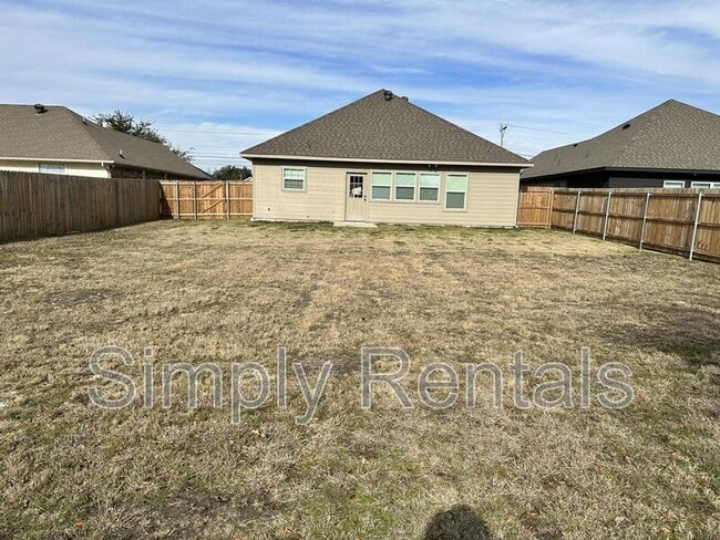 Building Photo - Shelby Ave 3413