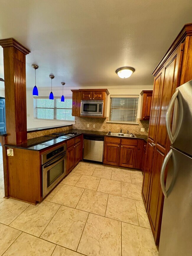 Building Photo - pp238