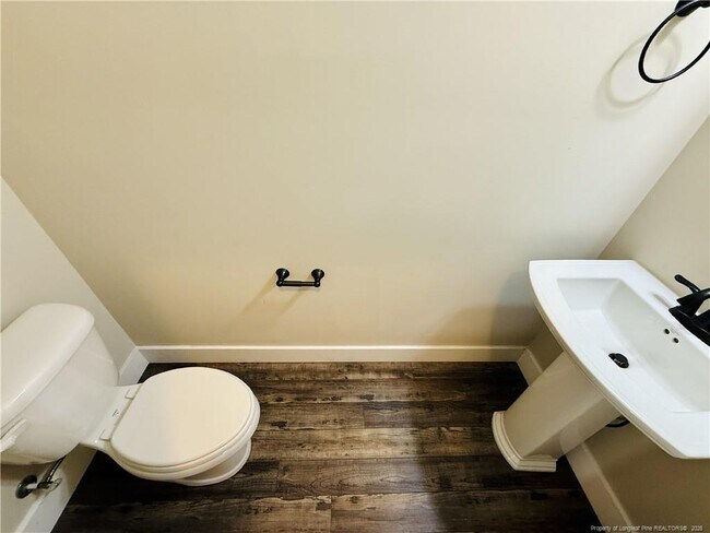 Building Photo - 848 Bellingham Way