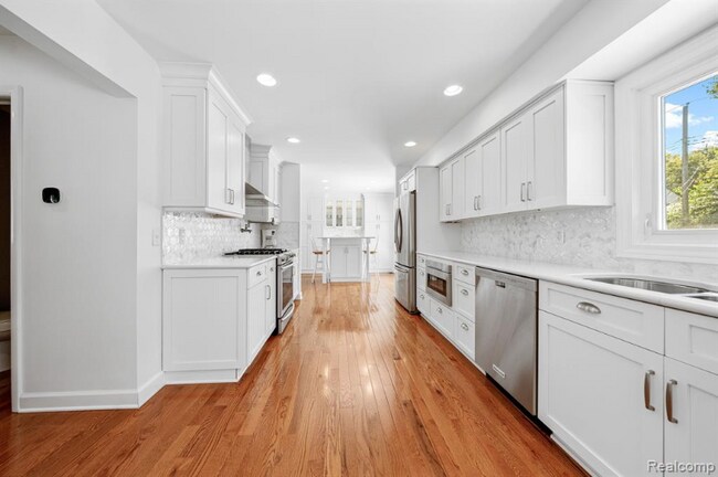 Building Photo - 2565 Alveston Dr