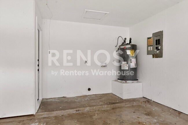 Building Photo - 507 S Spring Creek Dr