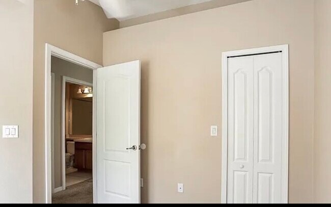 Building Photo - 7804 Maroon Peak Dr