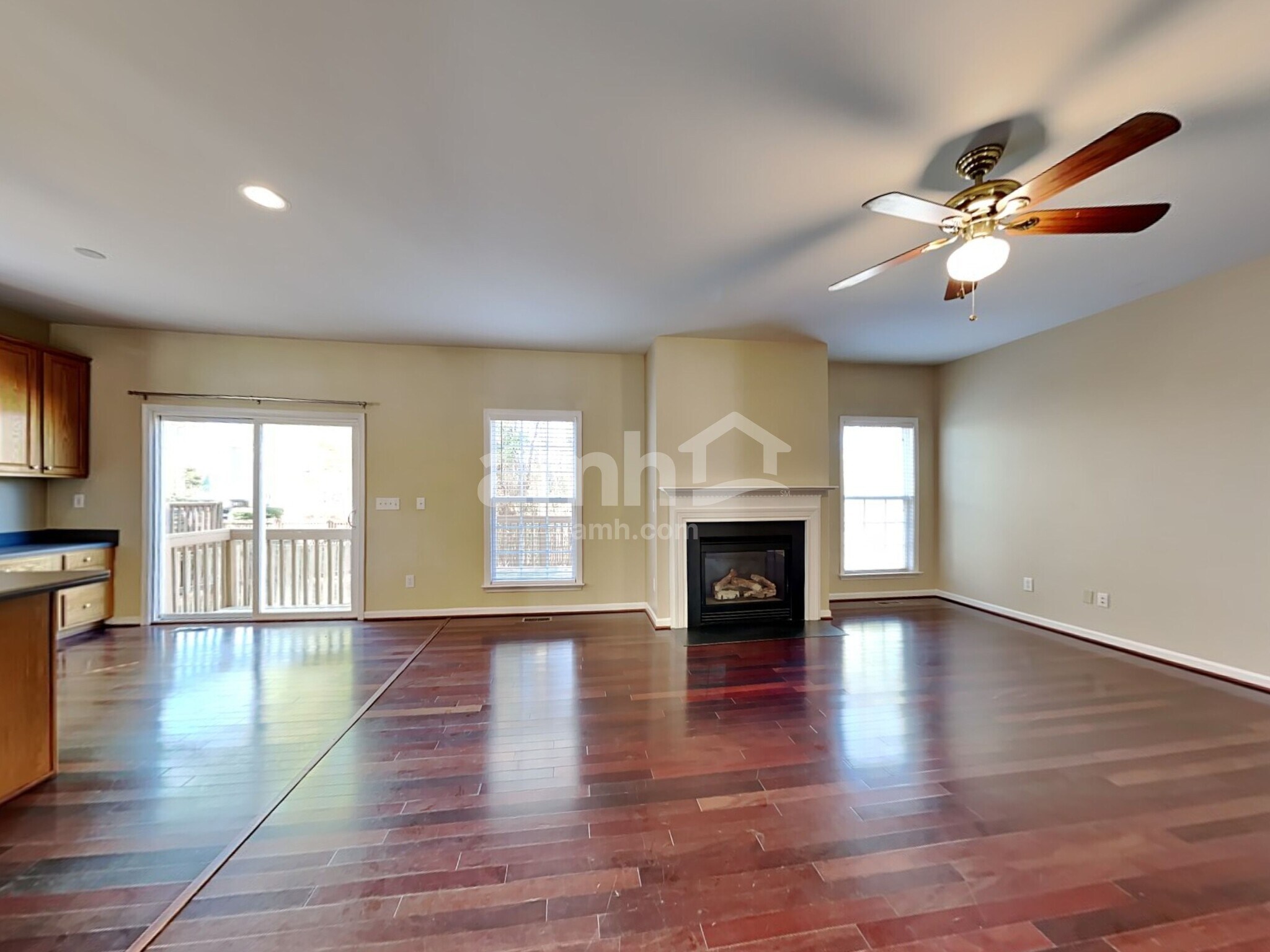 Building Photo - 8701 Poteat Dr