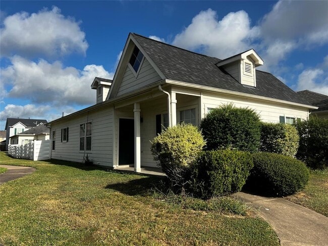 Primary Photo - 20523 Patriot Park Ln