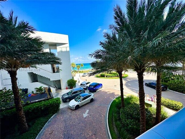 Building Photo - 4111 S Ocean Dr